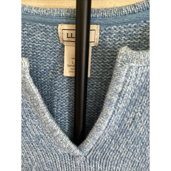 LL Bean WOMANS Blue Sweater Large Notch Collar Preowned - Picture 3 of 9